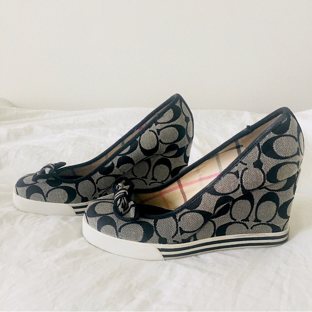 COACH Wedge Heels Sweetie Canvas Signature Emblem Bows Size 6.5M